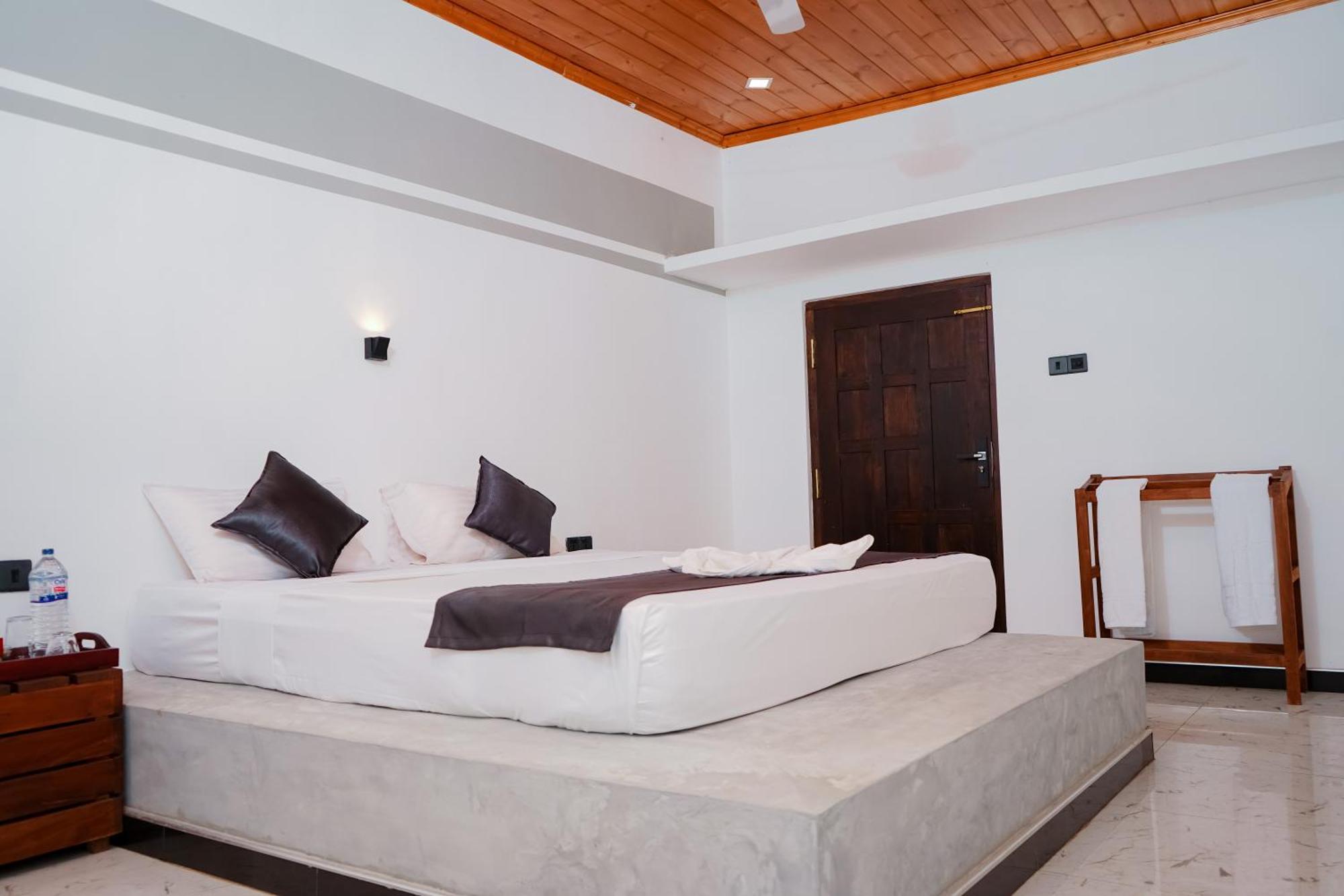 Anoo Beach Villa Trincomalee Exterior photo